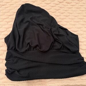 Black one shoulder top